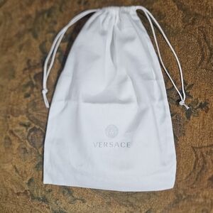 NEW VERSACE 12" X 16.5" White Flannel Drawstring Dust Bag Cover Duster Protector